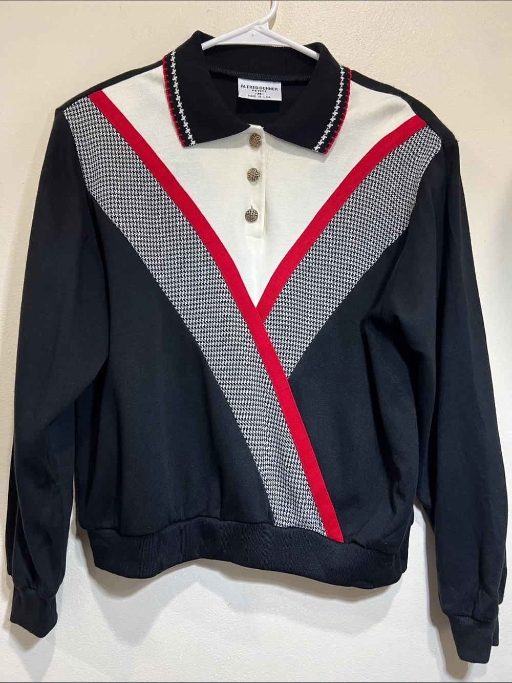 Alfred Dunner VINTAGE Black, White & Red Crewneck Sweater PETITE MEDIUM